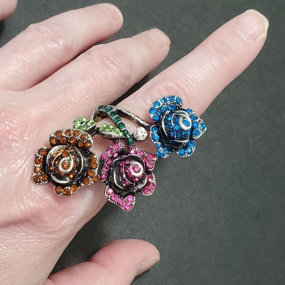 Silver tone rhinestone roses ring blue pink green